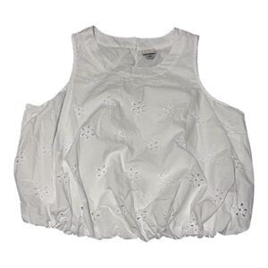 White floral eyelet crop top with bubble hem